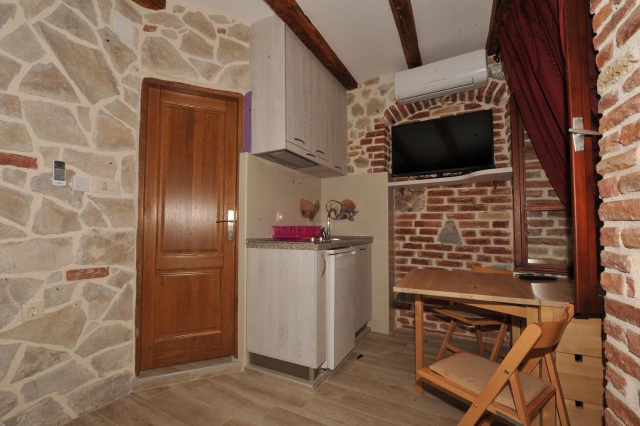 Apartments Dukic Котор Экстерьер фото