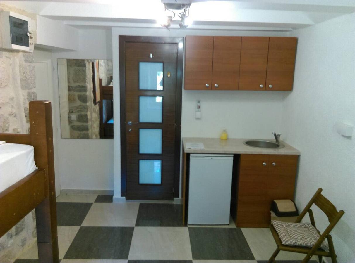 Apartments Dukic Котор Экстерьер фото